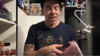 Monday G1 mystery reveal. Transformers very rare sealed generation one figure variant! Can you guess