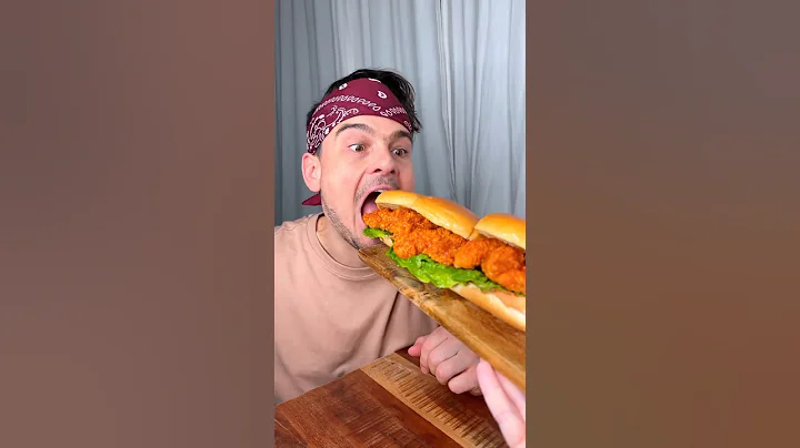 How to not share FRIED CHICKEN burger with your sibling?😎❤️🍔| CHEFKOUDY