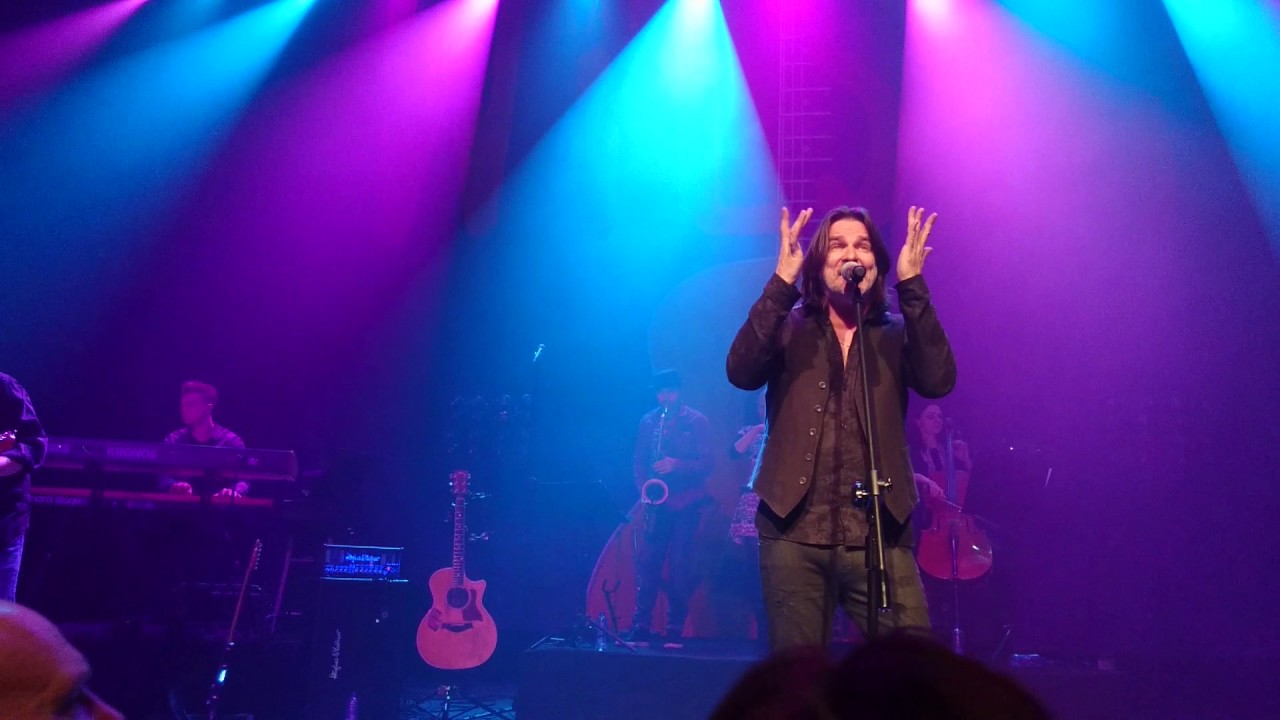 Ray Wilson - GENESIS CLASSIC - @ de Basiliek, Veenendaal, Netherlands - "That's All"