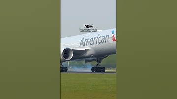 INTENSE Exchange Between American Pilot and Controller 🤬 #aviation #airplane #aviationlovers #atc