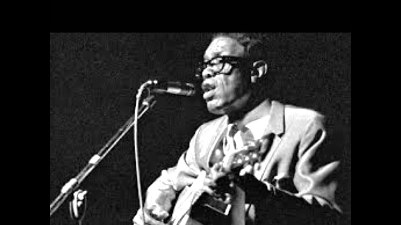 Lightnin' HopkinsLove Me This Morning YouTube