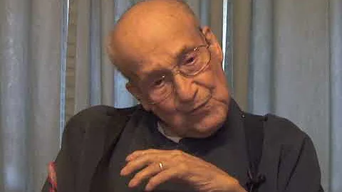 Angelo Zanghi (2014) on World War II