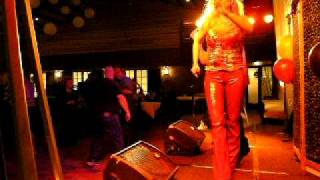 Download lagu Tante AnnieKing Kok sex on the beach Tante AnnieKing Kok sex on the beach