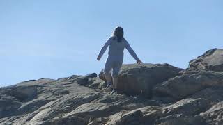 Hiking and Rockhounding a Dry Emigrant Lake