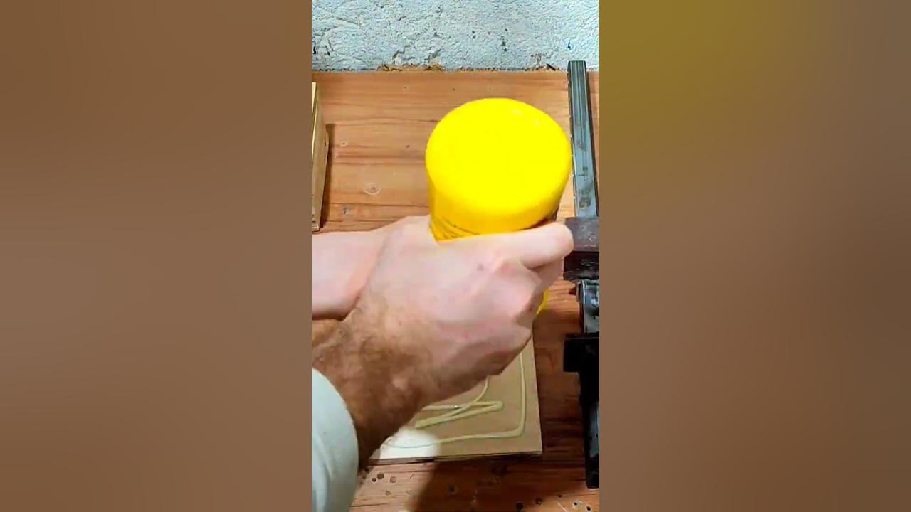 Тарелка деревянная из фанеры - YouTube