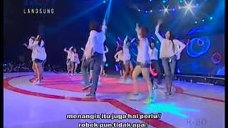 JKT48   Shiroi Shirt Lyric @ Mega Konser JKT48 RCTI 2012 07 17   YouTube