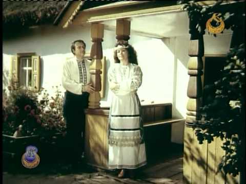 Маковецька Трофимчук Карі очі чорні брови