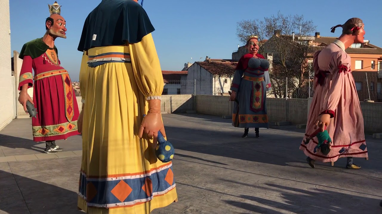 Ball dels gegants bojos del carnaval de Solsona