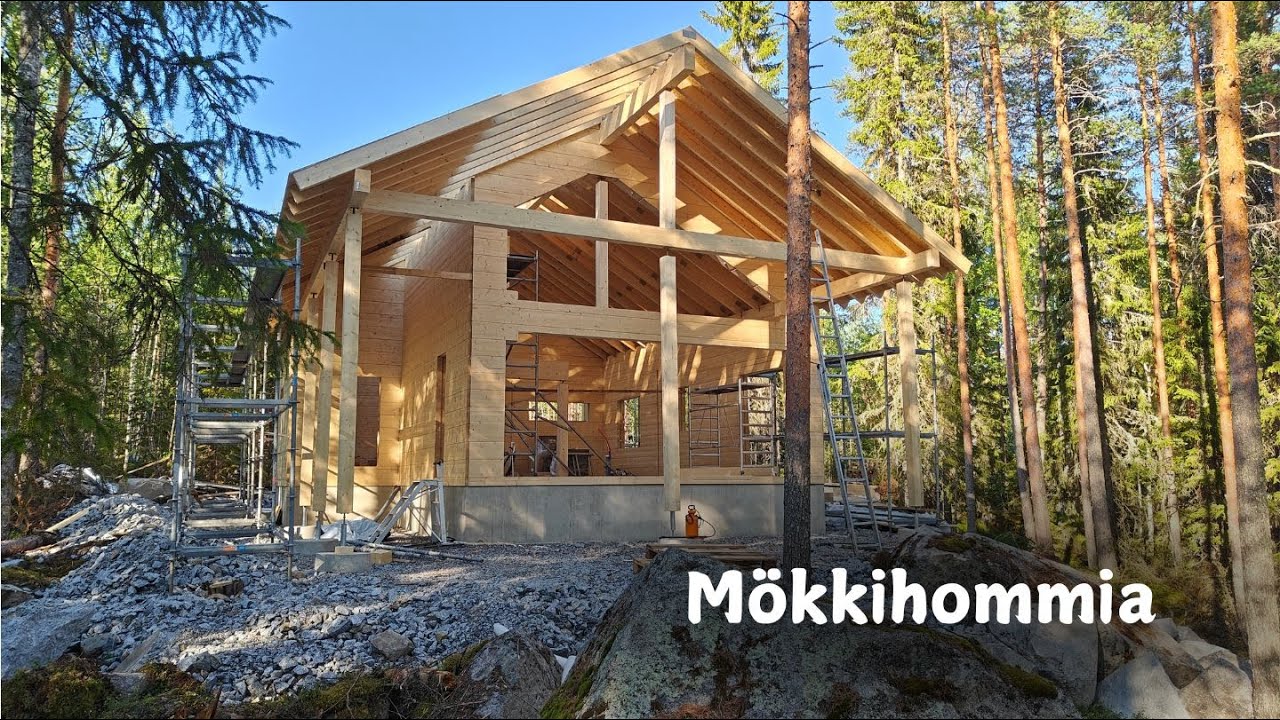 Kesämökin rakentaminen 2024. Traditional Finnish log cabin