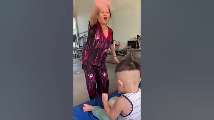 Mẹ biết mẹ buồn đó 😂😂😂