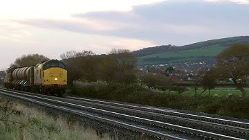 Prestatyn 9.11.2013 - Network Rail 97302 & 97304 John Tiley RHTT Class 37 97