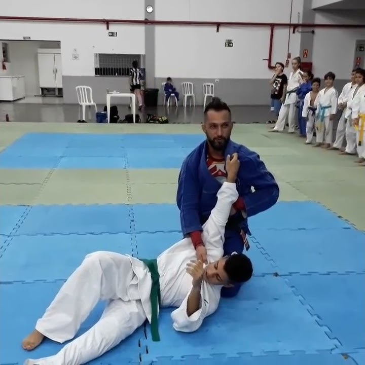 Como quedar com muita rapidez no Jiu Jitsu e no judô