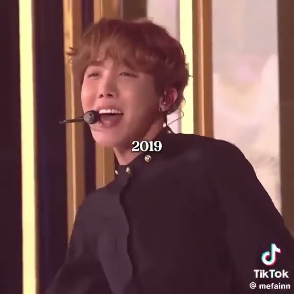 2seok's  Feliz Navidad in 5 years