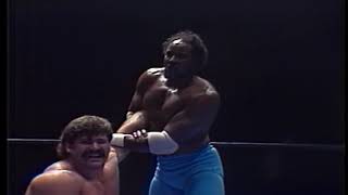 Sting & Rick Steiner vs. Terry Taylor & Savannah Jack (1986/11/14)