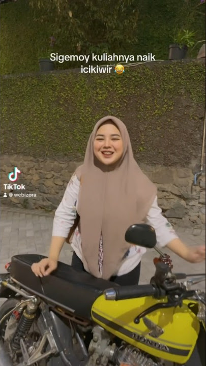 Ukhtie gemoy kulianya bawa CB #storywa #comedy #prank #vlog #viral