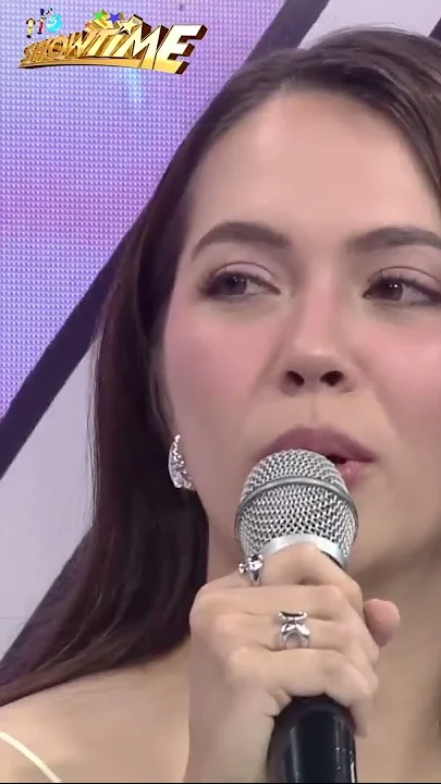 OMG, JULIA, 5 YEARS OLD?!#shorts | It's Showtime