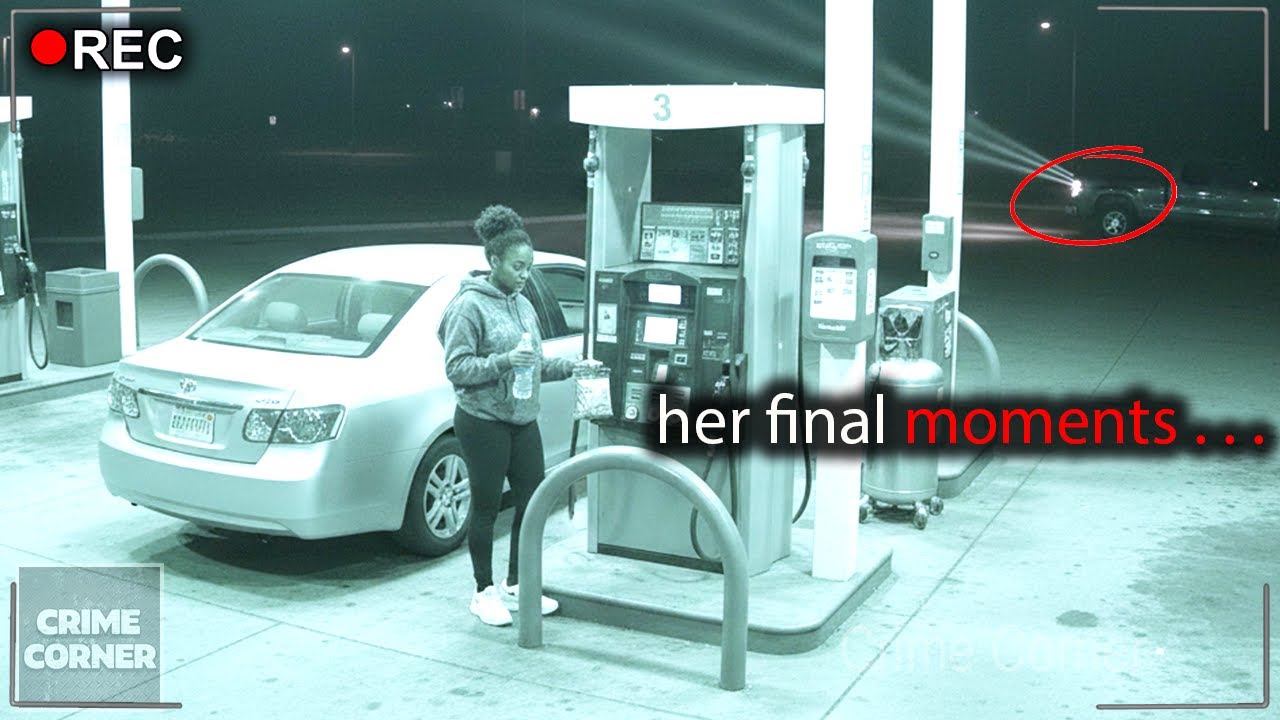 Она остановилась на остановке… не зная, что кто-то ЗЛОЙ собирается лишить ее жизни