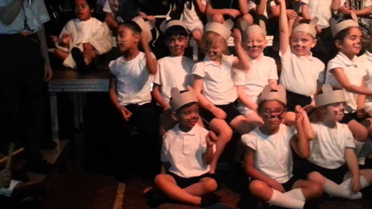 NATIVITY SINGING.. YouTube