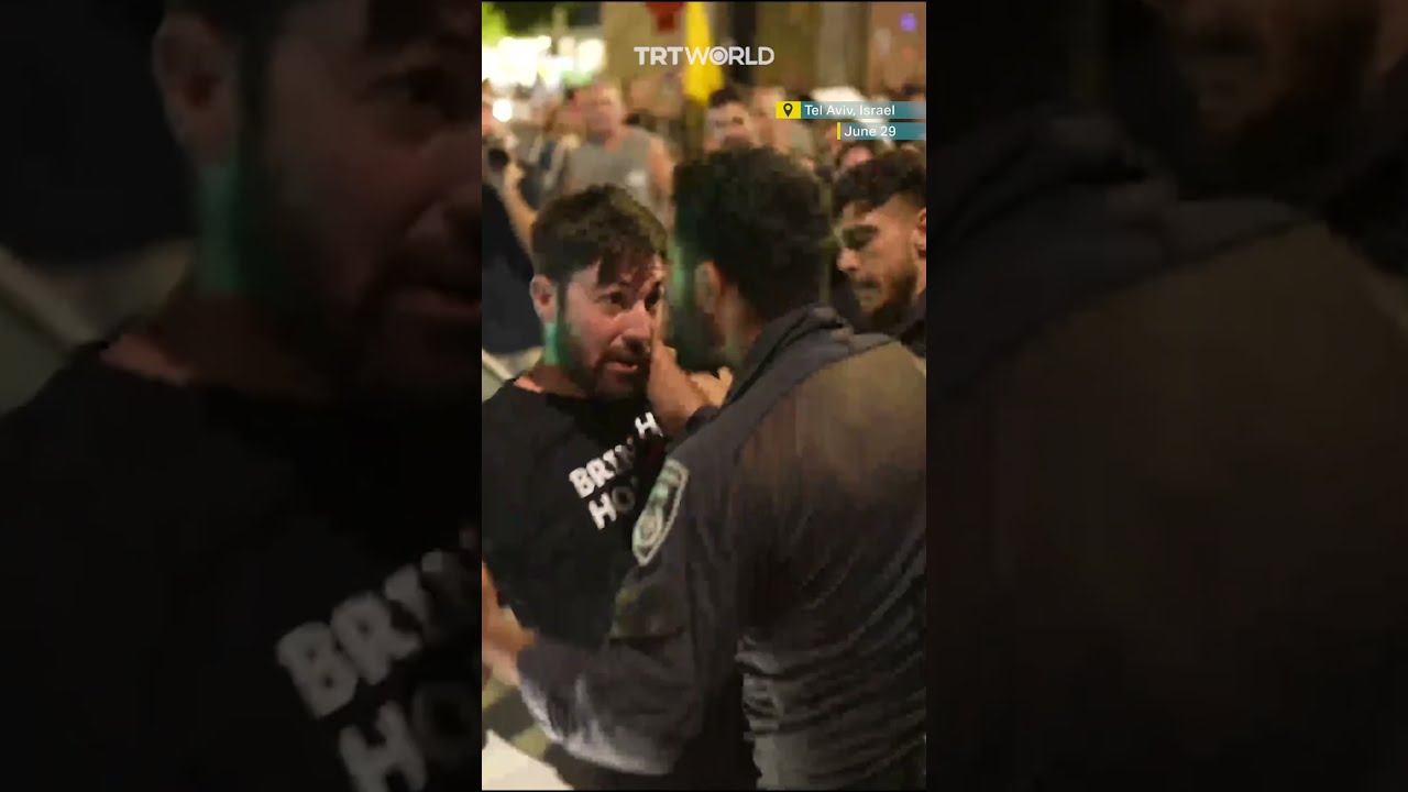 Anti Netanyahu Protestors Violently Detained In Israel