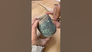 Pottery Timelapse: Carving a mug, Sgraffito.