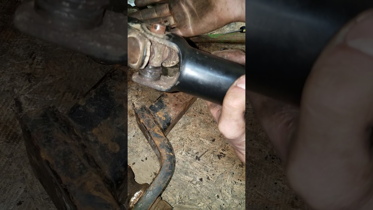 2008 Arctic Cat 1000 H2.. Barn find. Removing rear drive shaft Ujoint