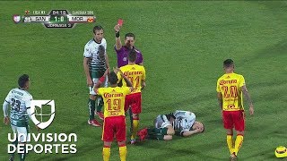 Ray Sandoval se va a las regaderas por una tremenda plancha