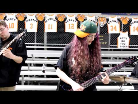If you're new, Subscribe! → http://www.youtube.com/user/i95rocks?sub_confirmation=1The Shead High School band rocks a cover of Led Zeppelin's "The Rover" at halftime of a Feb. 20, 2017 game at the Cross Insurance Center in Bangor, Maine.Go here → http://i95rocks.com/
Like us → https://www.facebook.com/i95rocks
Follow us → https://twitter.com/i95bangor
Get our newsletter → http://i95rocks.com/newsletter/
For any licensing requests please contact bangor.youtube@townsquaremedia.com Shead High School Band Rocks A Sweet Zeppelin Cover
