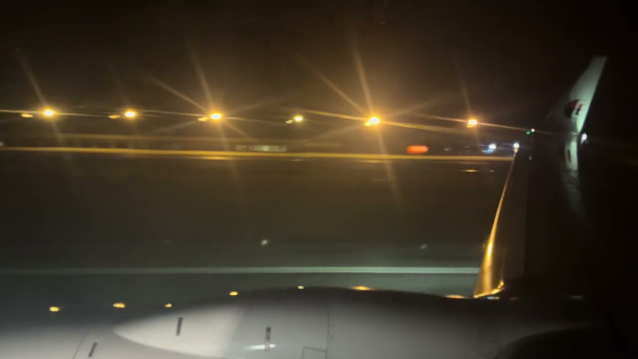 [21/1/2026] Malaysia Airlines - Boeing 737-8H6 (WL) Landing at Kota Kinabalu International Airport