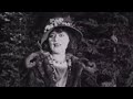 The vamp learns to golf! Theda Bara newsreel, 1918