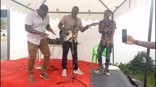 Man kathumba ft Dj Adrian kavita🔥🔥 live @thwakeresort ...Ivinda ya kinze by Joseph mwania