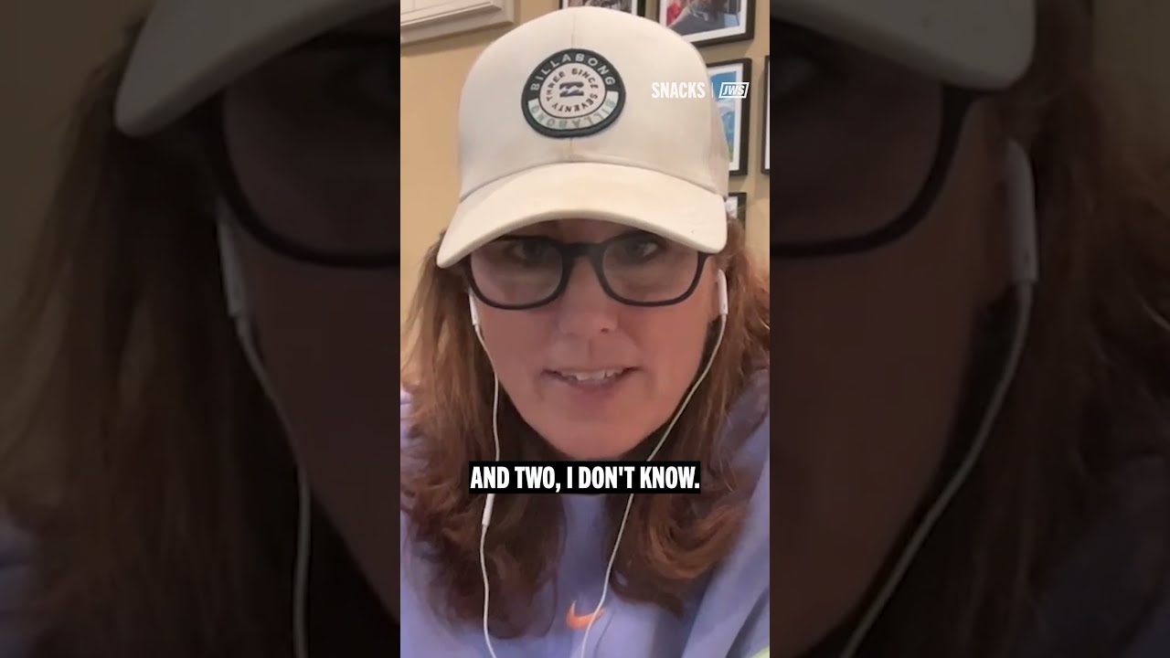 New On Snacks This Week Julie Foudy Shares Her Thoughts Ertz Return To The USWNT Soccer