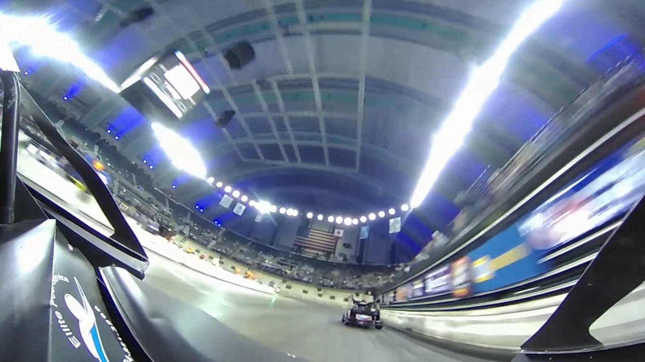 VR Virtual Reality Take a couple laps in a VANGAURD powered Tobias