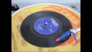 Download Lagu The Pioneers - Love Love Everyday MP3