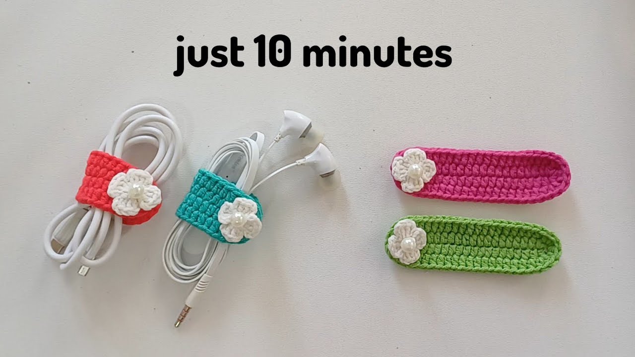 🧶 Easy Crochet Cable Organizer | Headphone Cord Keeper in 10 Minutes (DIY Tutorial)|10 min project