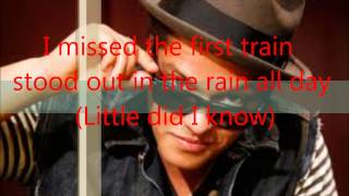 Video thumbnail of "Again-Bruno Mars"