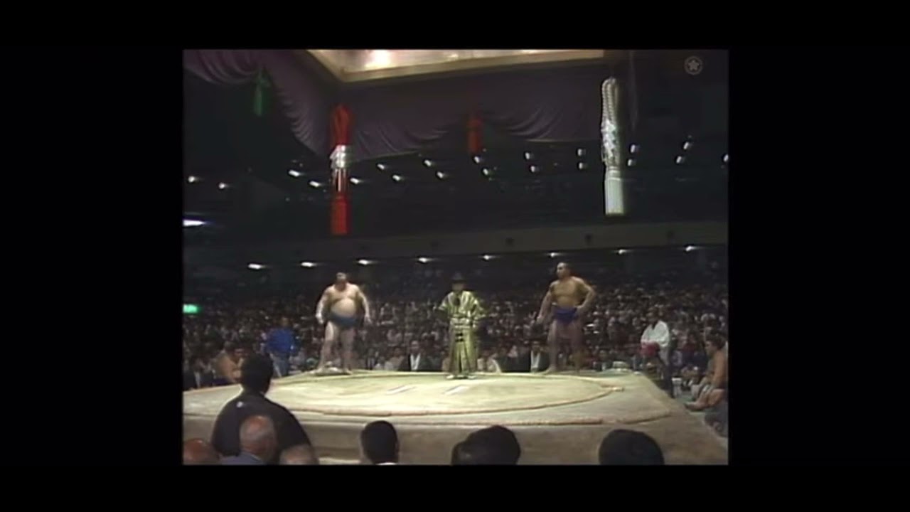 昭和59年9月場所千秋楽 千代の富士ー隆の里 - YouTube