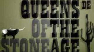 Typography Qotsa - Motion Graphic