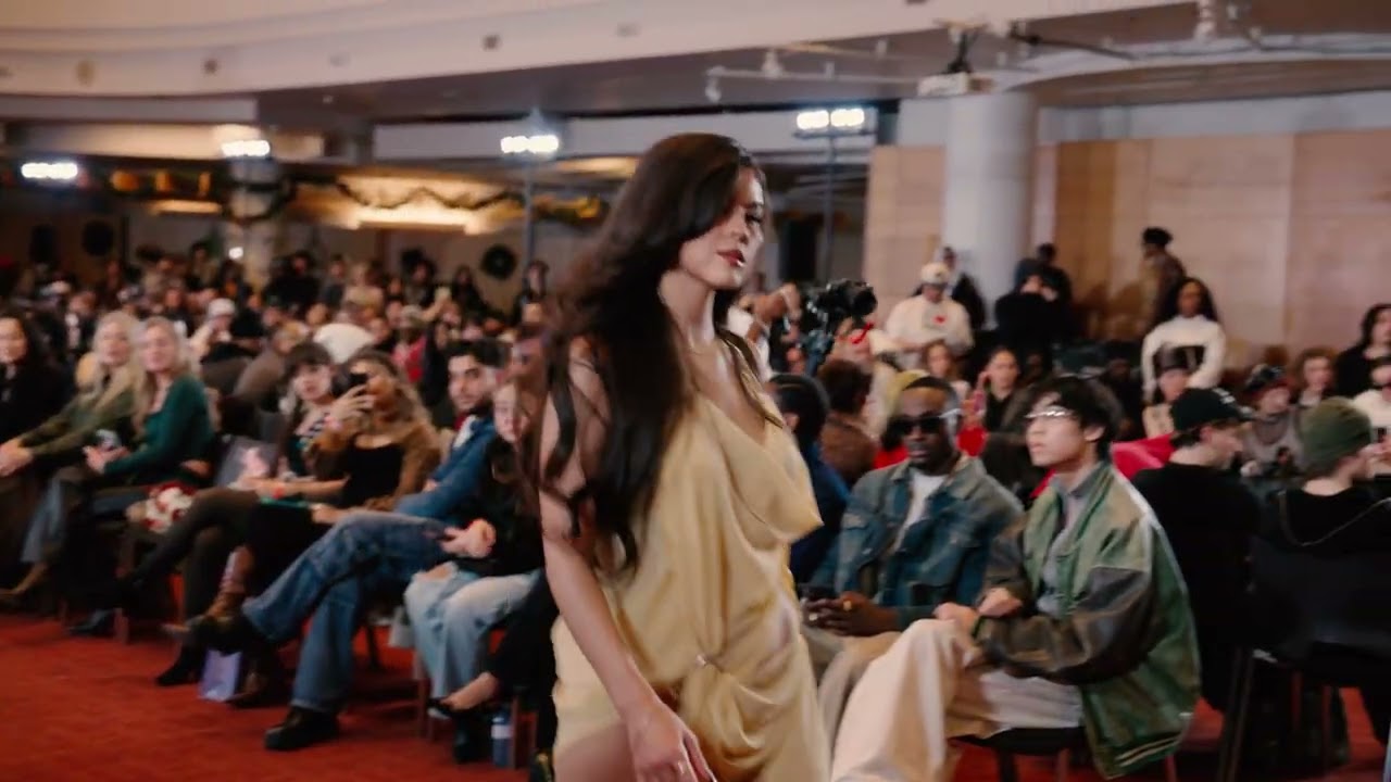 A POET IN PLAIN CLOTHES - TOFW F/W26 FULL RUNWAY