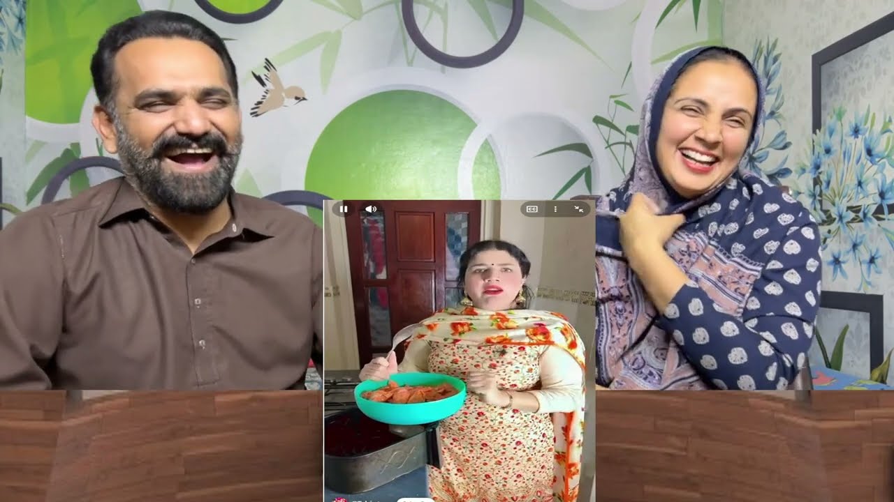 Viah tu band de halat 👅 || Husband Wife Funny Fight 😂 || Pakistani Reaction