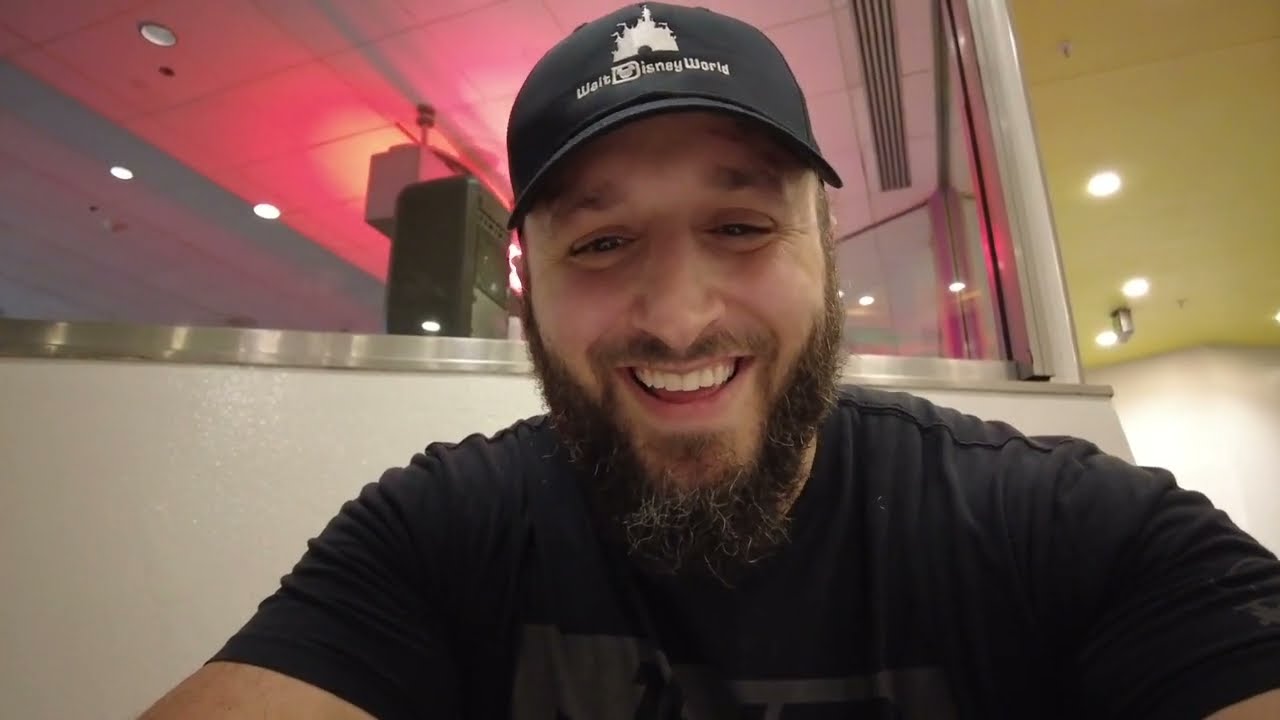 A Fun Night at Magic Kingdom | Watching Happily Ever After | Halloween Decorations