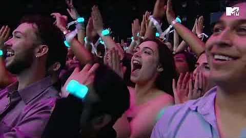 【2025 MTV VMA】Doja Cat 以最新單曲《Jealous Type》重回80年代流行音樂，宣告復古回歸！