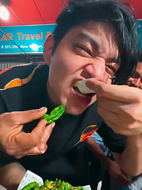 🔥Bangladeshi Jhalmuri🔥#bangladesh #jhalmuri #rafsanthesottovai #bangladeshi #food #spicy #aura #edit