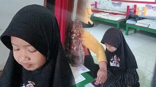 Resmi Lulus! Temani Adek Cap 3 Jari & Ambil Ijazah Sekolah