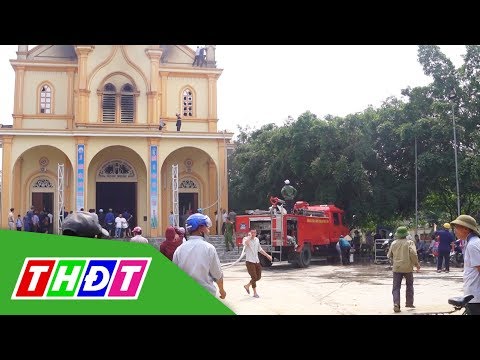 Video Cháy lớn thiêu rụi nhà thờ giáo xứ Thọ Vực (Hà Tĩnh) |... - youtube