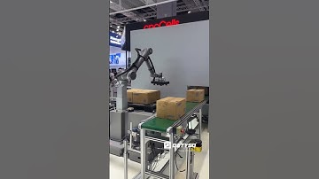 Robot cộng tác bốc xếp hàng vào ballet