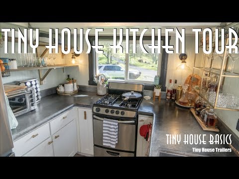 take-a-tour-of-this-awesome-tiny-house-kitchen!
