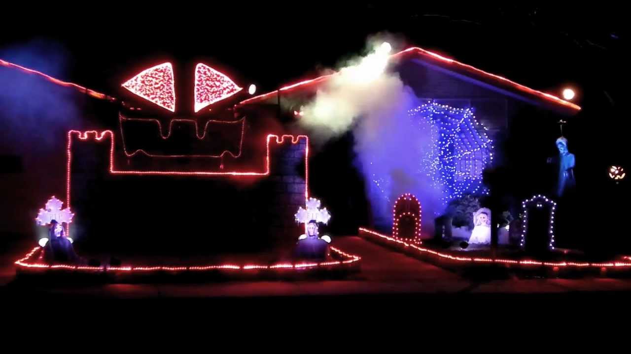 2011 Halloween Light Show: 