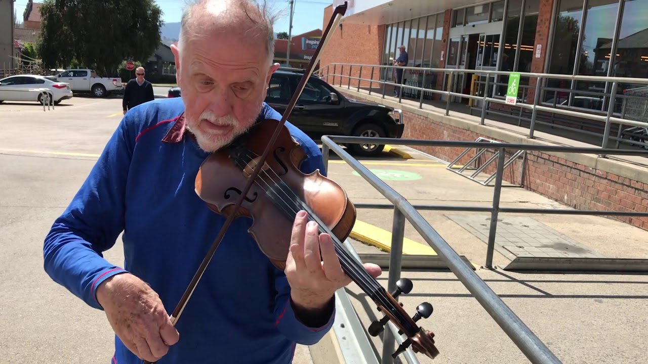 Amazing Violin Busker YouTube