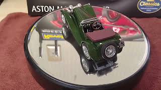 JAGUAR SS100   [TOMY 1/32]