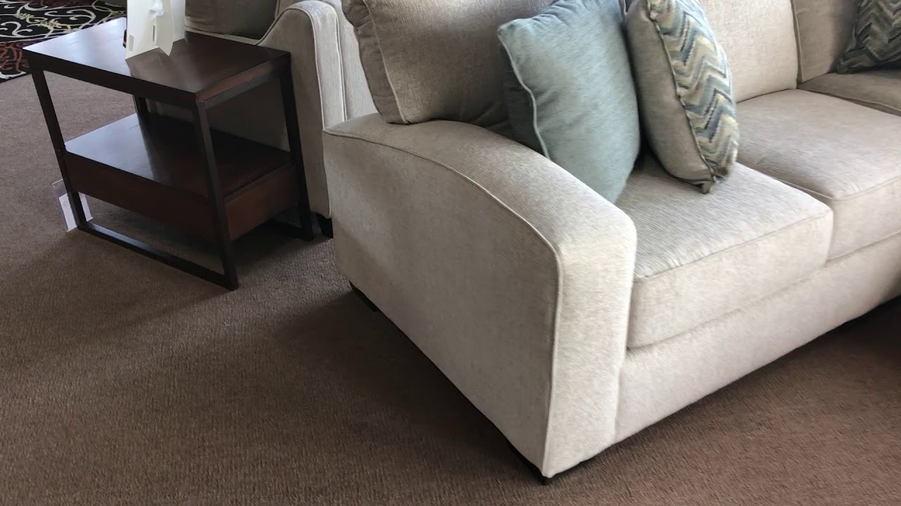 Simmons Upholstery Endurance 7077 Track Arm Sectional With Chaise Made